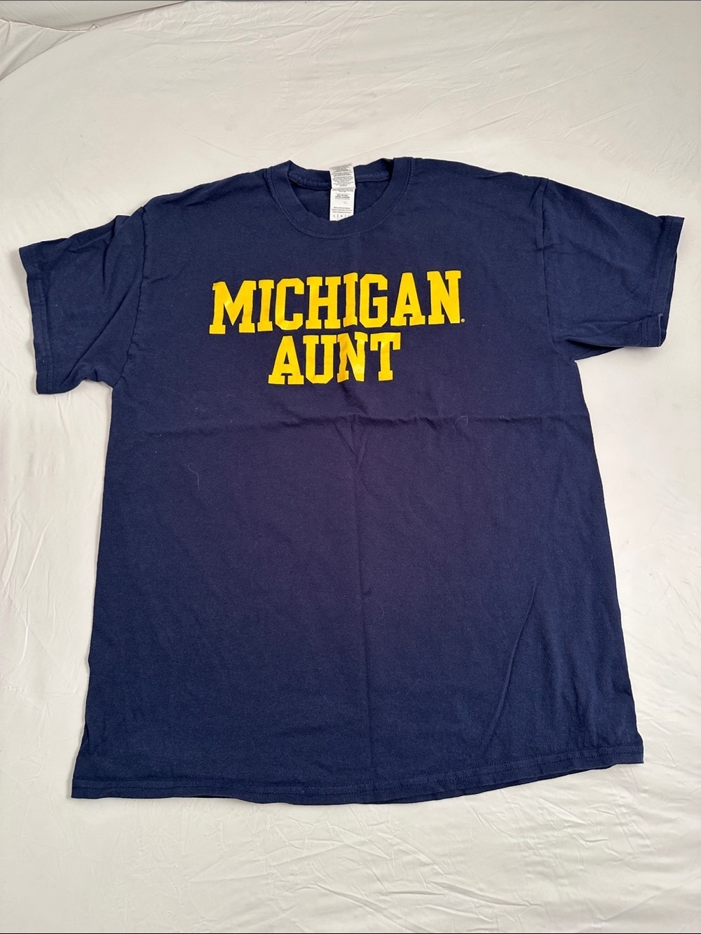 Gildan University of Michigan Aunt navy blue and gold short sleeve t-shirt